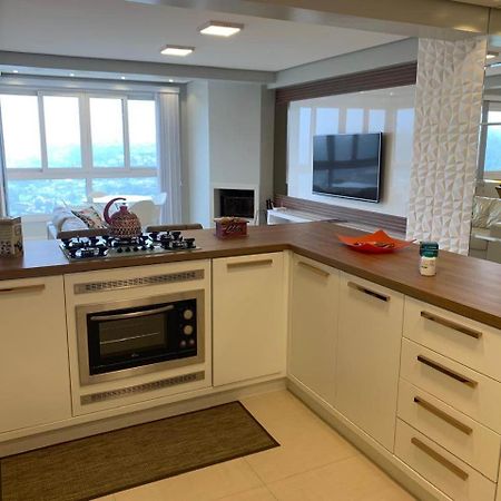 Apartamento Novo No Centro De Грамаду Екстериор снимка