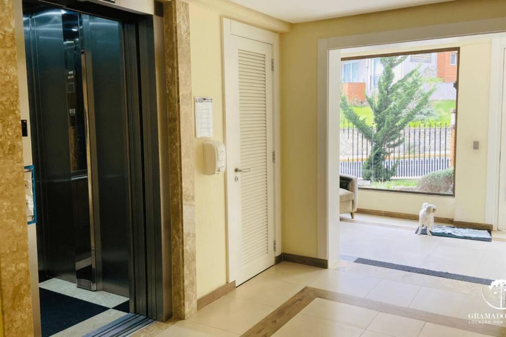 Apartamento Novo No Centro De Грамаду Екстериор снимка