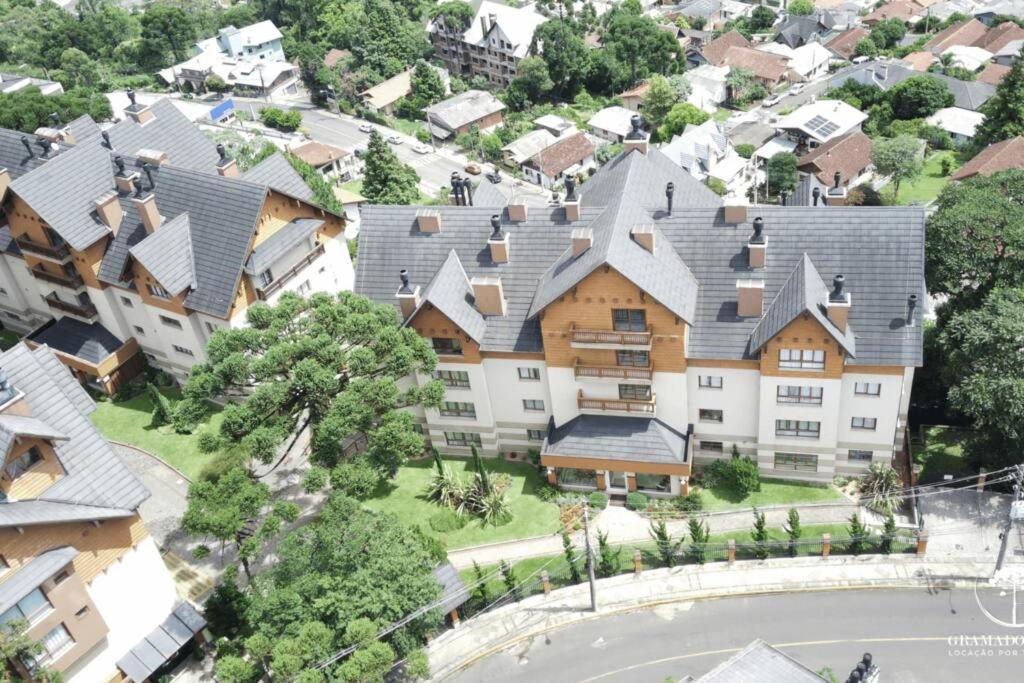 Apartamento Novo No Centro De Грамаду Екстериор снимка
