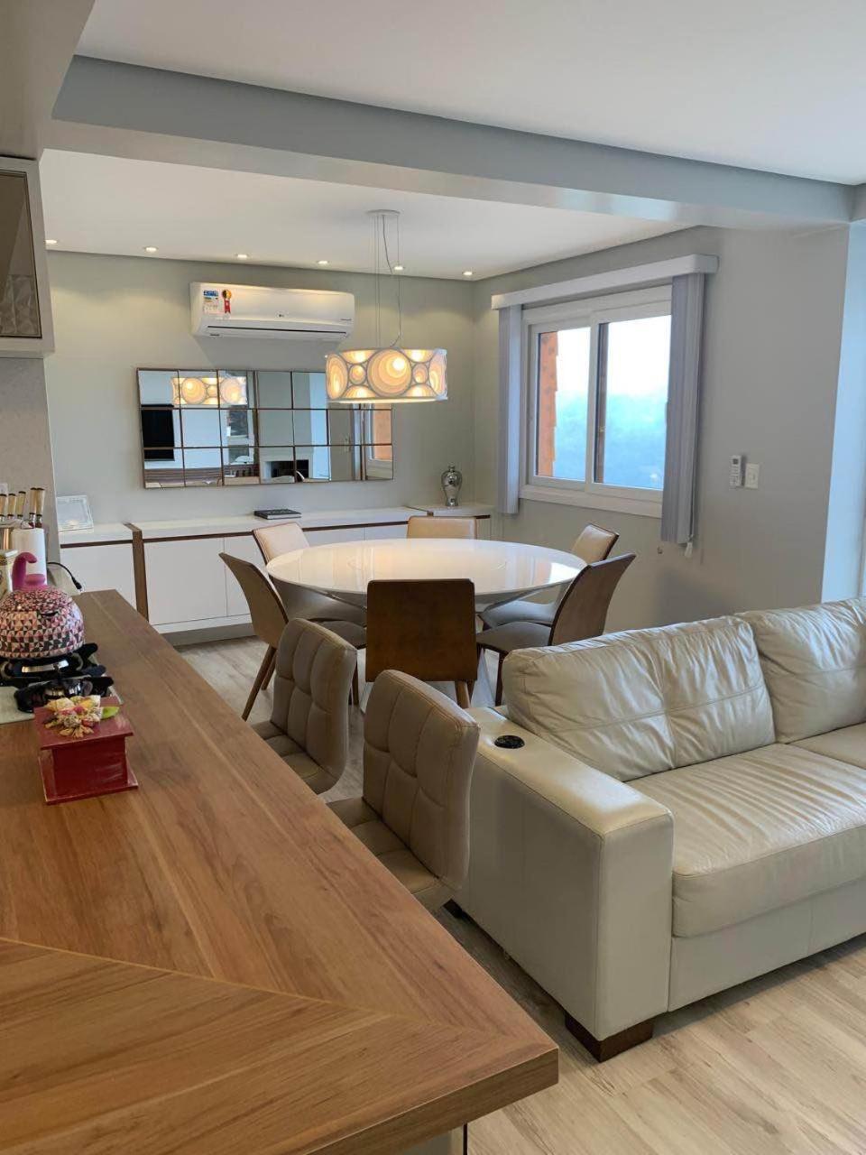 Apartamento Novo No Centro De Грамаду Екстериор снимка